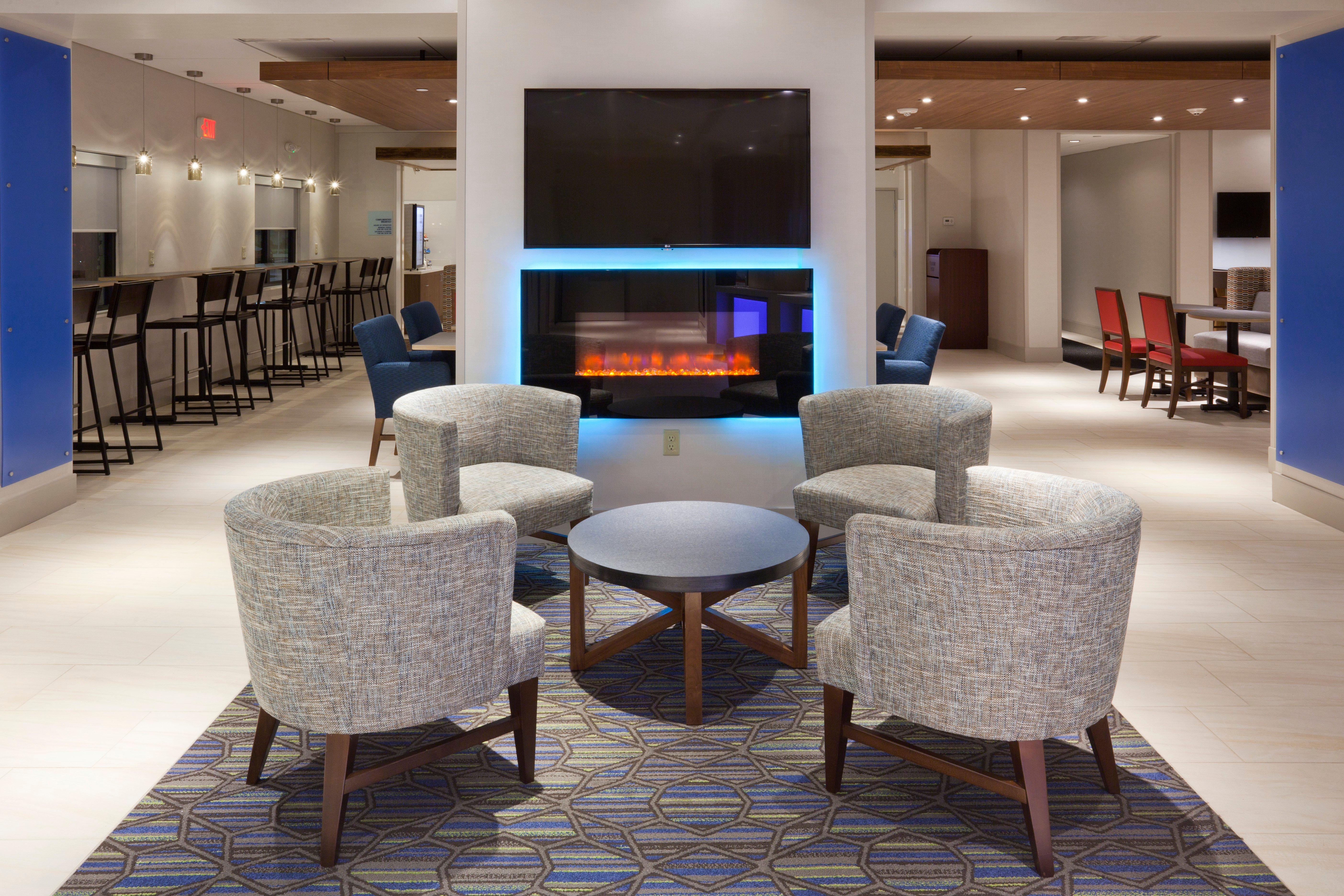 Holiday Inn Express Roseville-St. Paul By Ihg Exterior foto